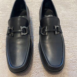 Salvatore Ferragamo Mens Moccasin Loafer